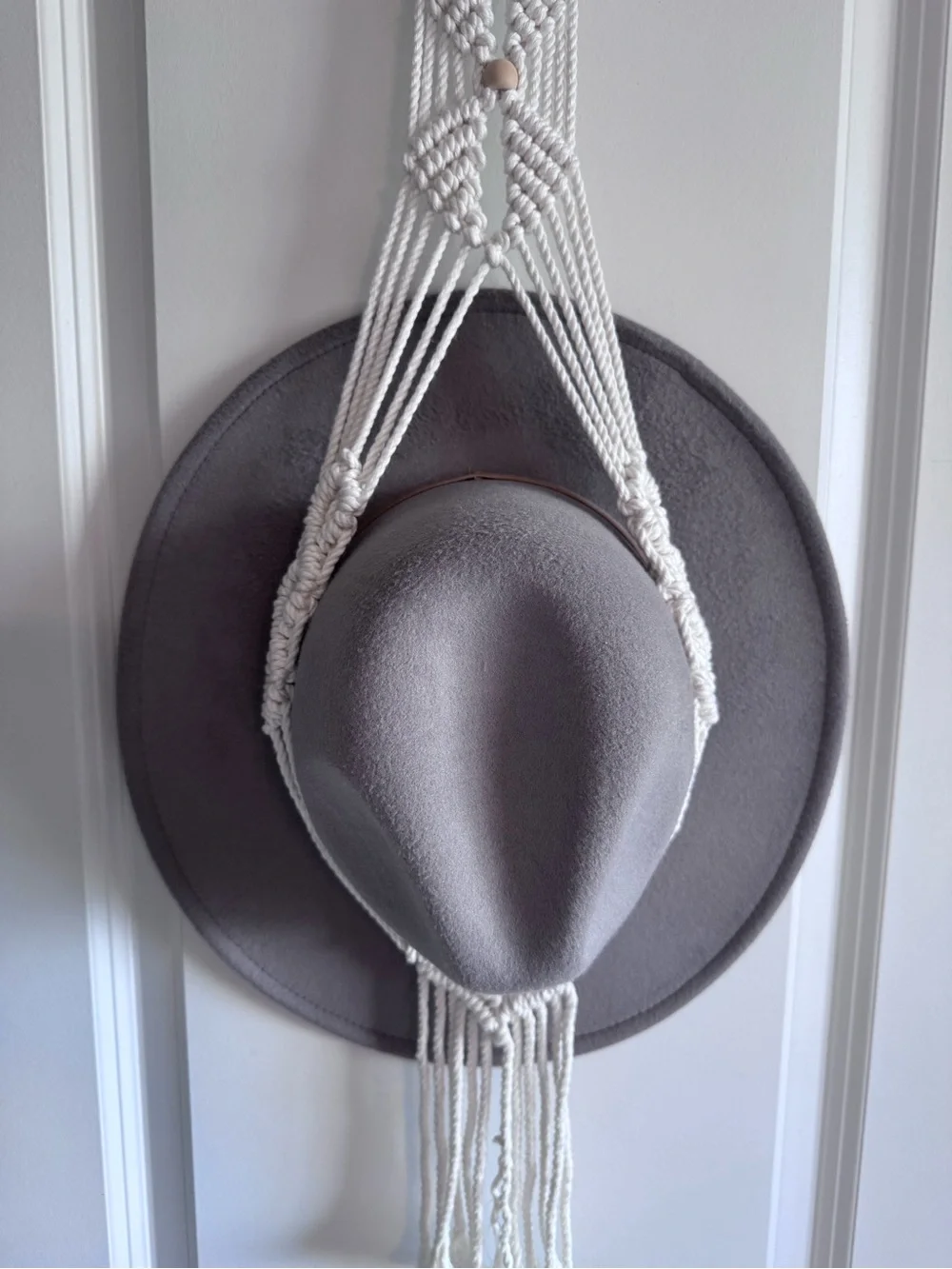 Wide Brim Felt Hat in Gray with ivory handmade macrame hat hanger